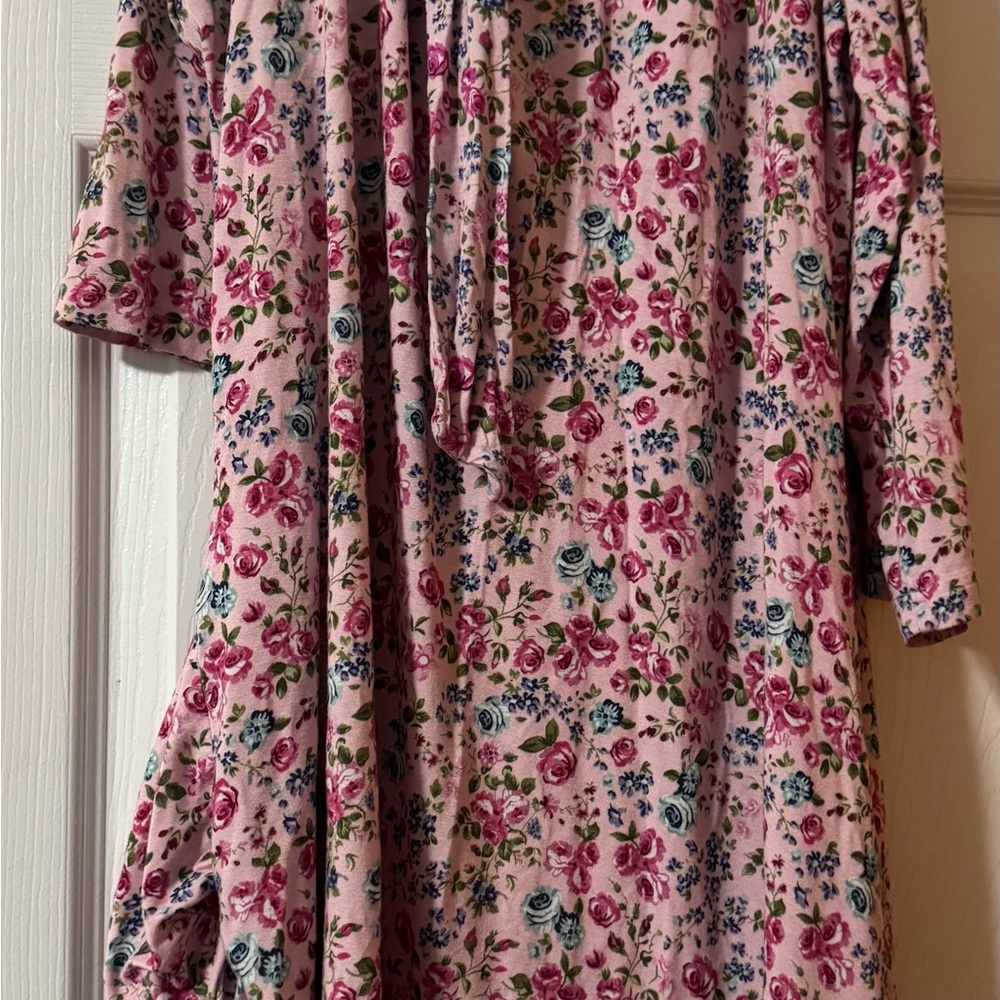 Posh Peanut Matching Mommy and Baby Multicolor Floral Robe and Swaddle